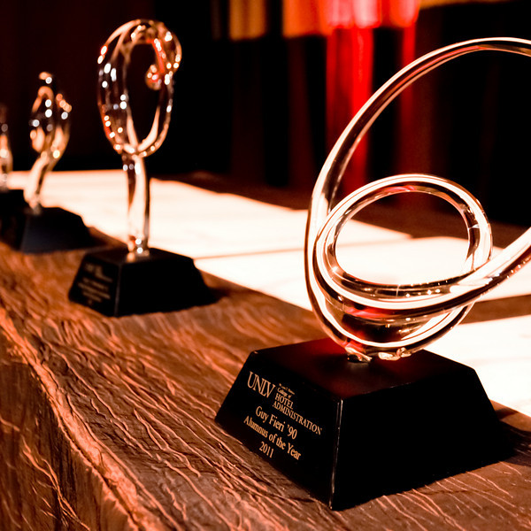 9th Annual Vallen Dinner of Distinction